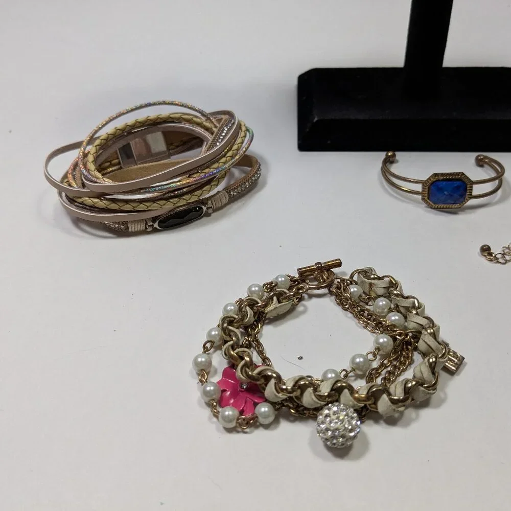 Gold Tone Bracelet Lot 15 Ready to Wear Fashion Jewelry Variety Styles Colors